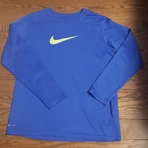 Boys Nike dri fit shirt